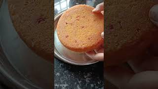 अर्धी वाटी रव्यामध्ये 1 किलोचा मऊ लुसलुशीत जाळीदार रवा केक 🍰 Rava cake recipe Marathi [upl. by Tisha204]