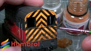 Humbrol  Weathering Powder  Class 08 Diesel Hornby Railroad [upl. by Coulombe]