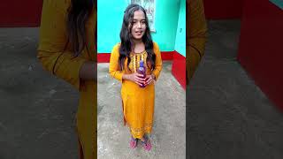 didi mujhe bag aur lunch box de dotrending funny shorts [upl. by Gaudet]