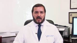 Tenho uma hérnia e diástase do músculo da barriga A abdominoplastia pode corrigir esses problemas [upl. by Aznecniv]