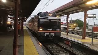 Tren Media Distancia 470 destino Flix entrando en la estación de Guadalajara [upl. by Ginzburg]