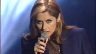 Lara Fabian  Je taime Live from the World Music Awards 1999 [upl. by Ahtekal835]