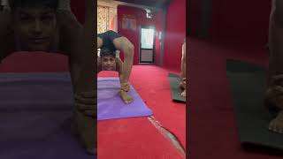 How To Do Chakrabadha AsanaYoga TrainingAdvanced Yoga ClassesAdvanced Yoga PosesYoga Saathi [upl. by Fernando396]