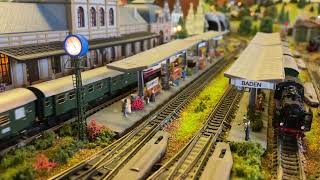 Fleischmann n gauge piccolo German model railway layout NOCH scenic 10x3 ftrunning session new loco [upl. by Heidy]