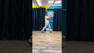 Mere Mehboob Mere Sanam dance dancevideo danceshorts badnews vickykaushal triptidimri shorts [upl. by Atteloj]