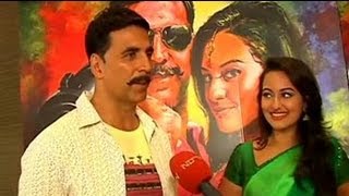 Akshay Sonakshi talk about Rowdy Rathore [upl. by Notsuoh]