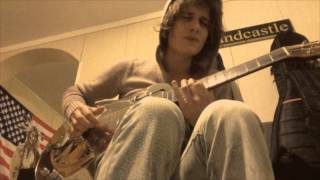 Tyler Bryant  Restringing amp Singing [upl. by Mela114]