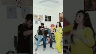 Golu ki biwi aur akku dono ne milkar balloon fodne ke sath sath Golu ko pita🤣🤔comedy funny shorts [upl. by Anoj]