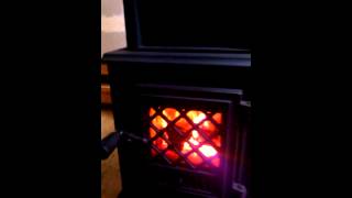 JOTUL F118 CB BLACK BEAR [upl. by Yreme568]