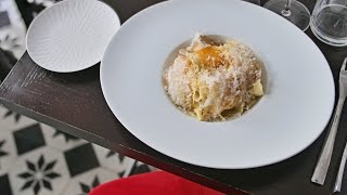 Tagliatelle alla carbonara du chef Denny Imbroisi [upl. by Anamuj309]