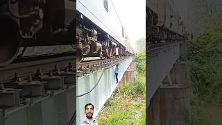 train indianrailways railway amazingfacts rail locopilot ytshorts shortvideo youtubeshorts [upl. by Pickering]