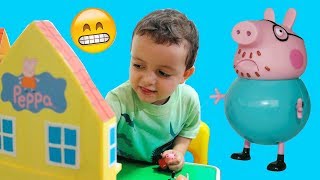 Papai da Peppa Pig com Dor de Barriga Novelinha Peppa Pig em Portugues [upl. by Atnauq]