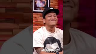 KETIKA BORIS PAKAI SARUNG DAN PECI  MEISITA TERPUKAU meisita  boris deddycorbuzier ￼vidialdiano [upl. by Natalya627]