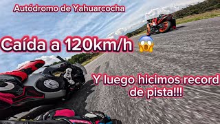 Yamaha R6 y CFmoto 450SR en el Autódromo de Yahuarcocha Ecuador  Free practice [upl. by Scornik]