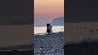 🇹🇷 MAHMUTLAR BEACH Alanya Antalya Turkey  BEAUTIFUL YOUNG GIRLS taking pictures on the beach [upl. by Chelsey77]