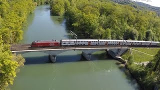 Züge am Wasserschloss  Zug trainfart train [upl. by Marshal58]