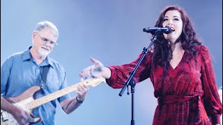 Mandy Harvey  Brandy Live [upl. by Laufer]