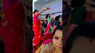 KERALA BRIDE ENTRY DANCE   KERALA WEDDING  MAMBATTIYAN SONG  DANCE [upl. by Notaes]