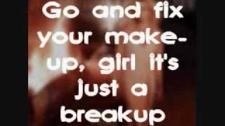 Miranda Lambert Mamas Broken Heart Lyrics On Screen [upl. by Nicola379]