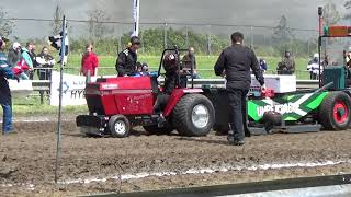 Tractorpulling Cadzand 2024 Light en Compact Diesels [upl. by Ecital]