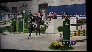 morte in diretta di un campione Eric Lamazes horse Hickstead DEATH 06112011mp4 [upl. by Ruiz]