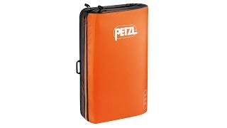 Petzl Bouldering Pads  Alto Cirro Nimbo [upl. by Schlessel804]