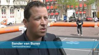 Kinderen leren tennissen op markt in Middelburg [upl. by Yeldua]