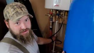 Offgrid Tankless Propane Hot Water Heater [upl. by Elise375]