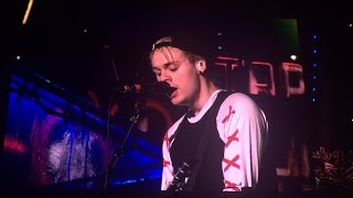 5 Seconds Of Summer  Long Way Home  Live Performance August 30th 2014  Chicago IL HD [upl. by Herson]