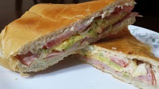 Haciendo Desayuno con la familia Sandwich de Jamon Queso Huevo [upl. by Singh]