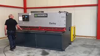 Guillotine DARLEY GS 2500 x 10 mm Tafelschere Guillotine MACH4METAL 6236 [upl. by Raimondo]