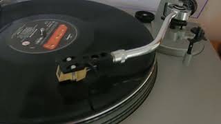 Technics SLD2 v transcriptor and Thorens TD160 part 4 J J Cale track [upl. by Anillek52]