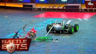 Tombstone vs Black Ice  Season 2 Qualifying Round  BattleBots [upl. by Keyes]