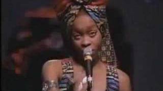 Erykah Badu  Call Tyrone live [upl. by Yrral]