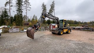 Köp Hjulgrävare Volvo EW160B  med 6 st redskap på Klaravik [upl. by Schacker]