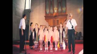 AKH NINAR  Hayrik Mouradian Childrens Folk Song and Dance Ensemble [upl. by Grega364]