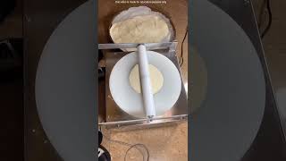 🍞रोटी बनाने वाली मशीन  roti making machine  ytsorts viral video [upl. by Elisabet]