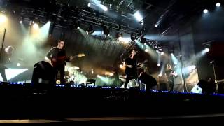 nine inch nails  The Hand That Feeds  Jimmy Kimmel Live 1172013 [upl. by Charlena]