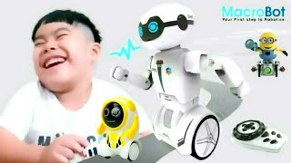 Ethan Talk To Robot MACROBOT amp POKIBOT Silverlit Your First Step to Robotics [upl. by Holcomb933]