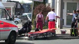 Motorrad Unfall in Ferndorf Motorradfahrer krachte in Verkehrschild [upl. by Layap649]