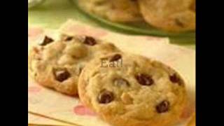 Original NESTLÉ® TOLL HOUSE® Chocolate Chip Cookie Recipe [upl. by Mazman]