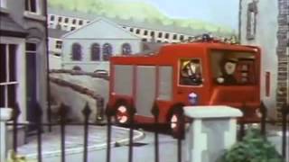 Old fireman Sam theme VS New fireman Sam theme [upl. by Araihc]