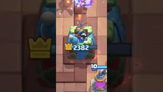 Une IA CHOISIT MON DECK CLASH ROYALE  clashroyale clashroyaleshorts ai [upl. by Cahn542]