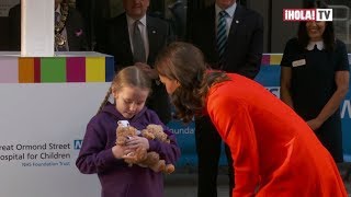 La duquesa de Cambridge inaugura el hospital de niños Great Ormond Street  La Hora ¡HOLA [upl. by Eednak125]