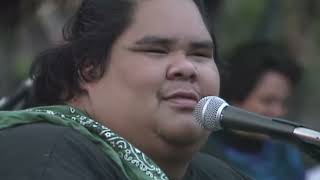 Israel quotIZquot Kamakawiwoʻole  quotHawaiʻi Alohaquot Live at Miloliʻi [upl. by Guimar]