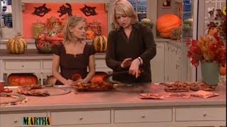 Autumnal Wreath HowTo  Holiday Décor  Amy Sedaris  Martha Stewart [upl. by Manoff]