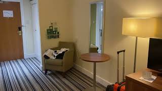 Holiday Inn East Kilbride glasgow eastkilbride holidayinn roomtour hotel bedroom sleep [upl. by Odetta]