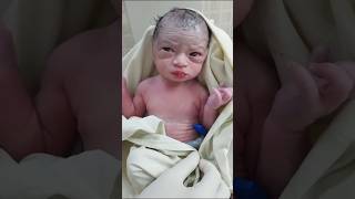 Baby looks eyes😱😍shorts baby cutebaby newborn cute babygirl trandingshorts viralvideo fyp [upl. by Aloivaf]