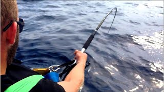 JIGGING Pesca a Vertical Jigging Attrezzature esche e azione di pesca [upl. by Salisbury]