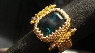 anello incastonato a peyote con swarovski ring [upl. by Atauqal]